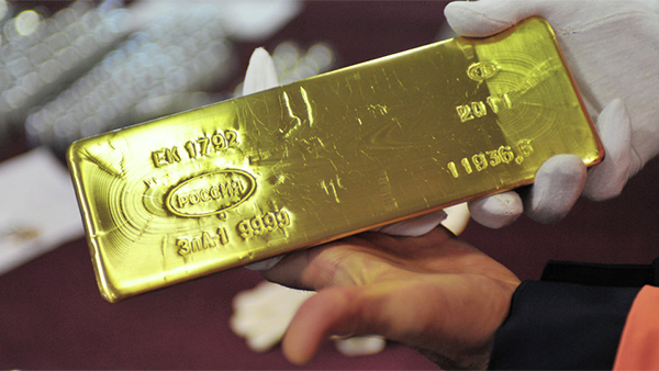 Billionaire Ray Dalio's Bridgewater fund poured almost half a billion dollars into gold in Q2
