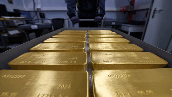 Poland and India Central Banks Lead in Gold Acquisition For Reserves in Q2